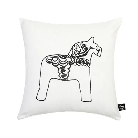 Recycelter Kissenbezug Sjurberg, Schwarze Stickerei, Ecru/Beige