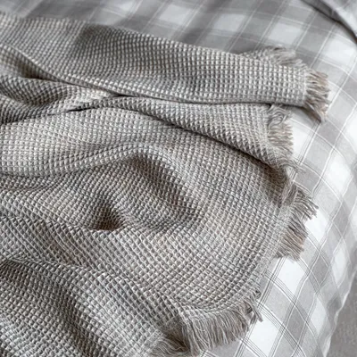 Recyceltes Plaid Vilhelmina, Aschgrau Multi