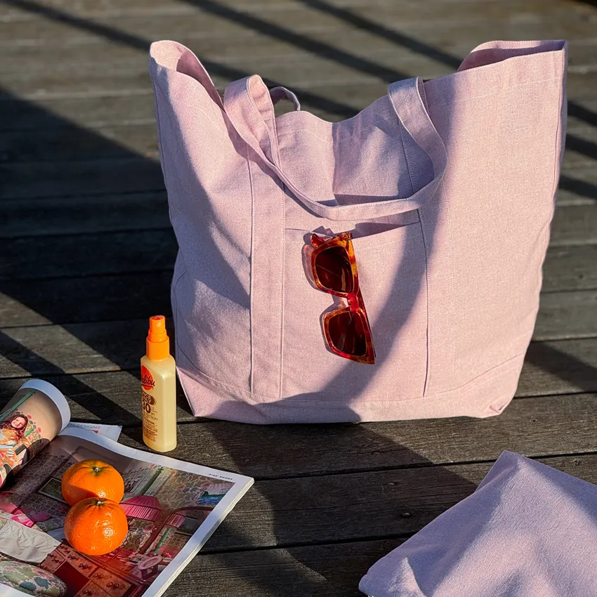 Recycelte Tasche Elin, Hellrosa/Weiß