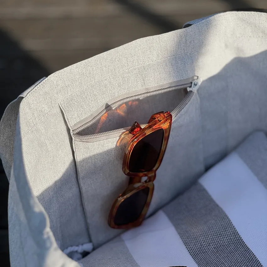 Recycelte Tasche Elin, Hellgrau/Weiß