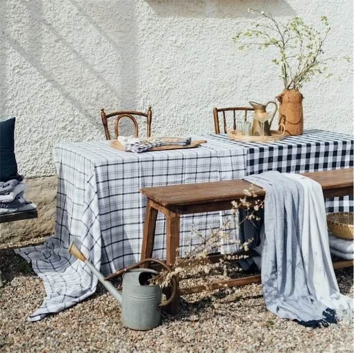 Recycelte abwischbare Tischdecke Signe, Navy Blau/Weiß