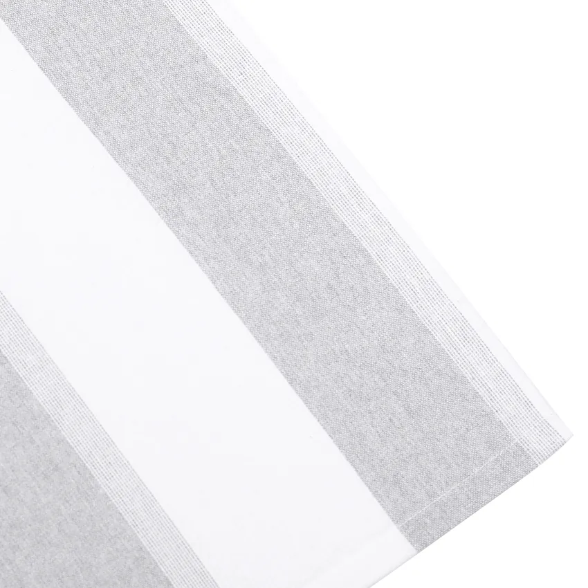 Recycelte abwischbare Tischdecke Moa, Hellgrau/Weiß