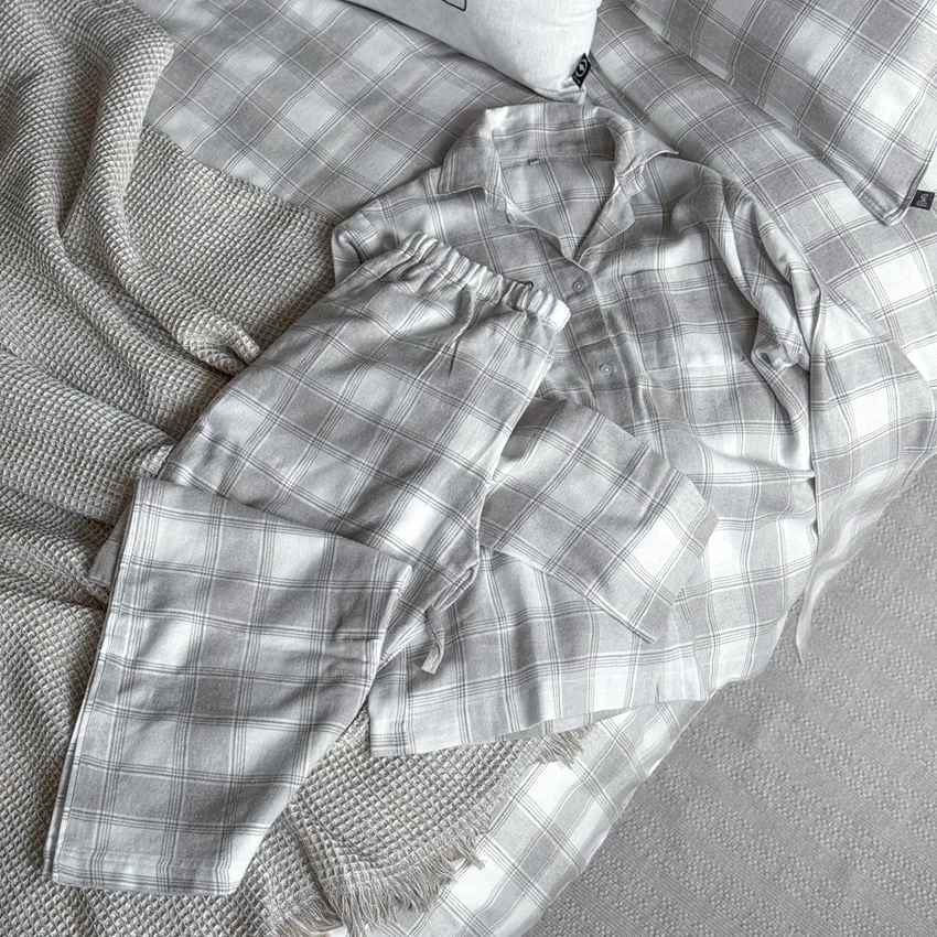 PyjamasSet 2-teilig Abisko, Grau/Weiß