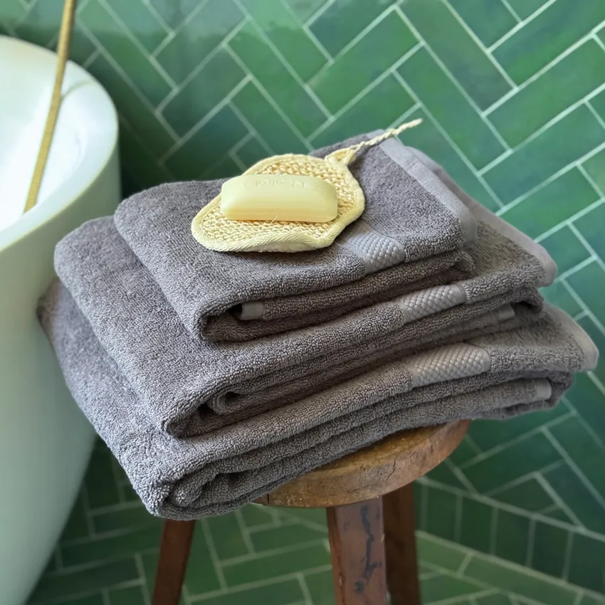 Ökologisches Handtuch Ornö, Dunkelgrau