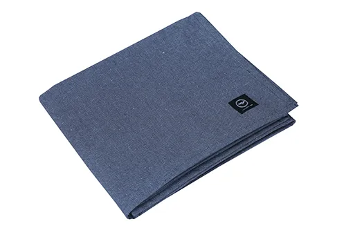 Recycelte Abwaschbare Tischdecke Hedvig, Navy Blau/Weiß