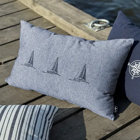 Recycelter Kissenbezug Segelbåt, Navy Blau/Weiß