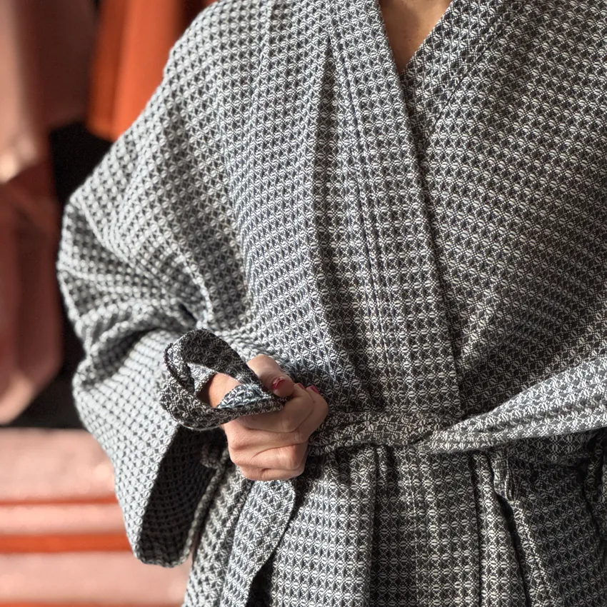 Recycled Bathrobe Wilma, Dark Grey/White