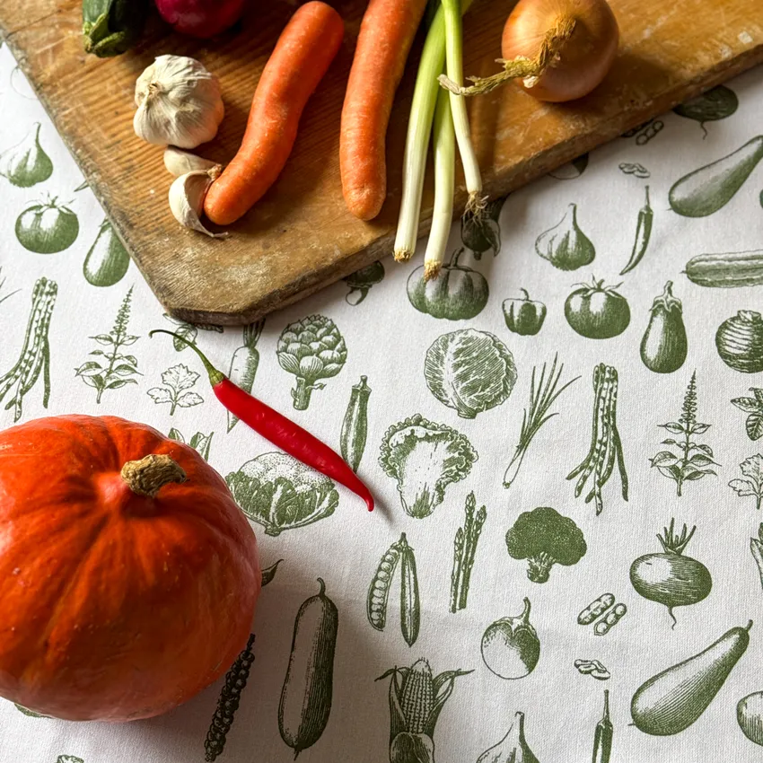Recycled Tablecloth Maj, Green/White