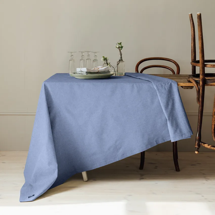 Recycled Wipeable Tablecloth Hedvig, Blue/White