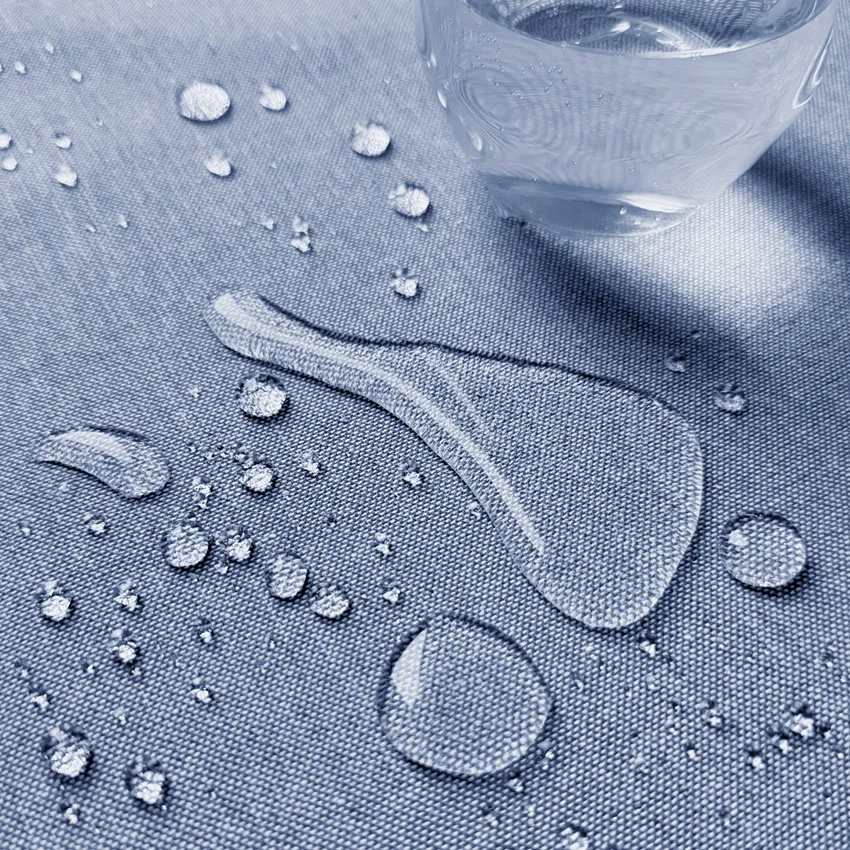 Recycled Wipeable Tablecloth Hedvig, Blue/White