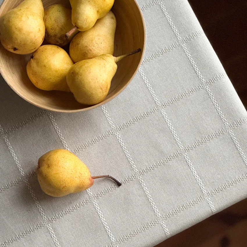 Recycled Tablecloth Nora, Linen/Beige