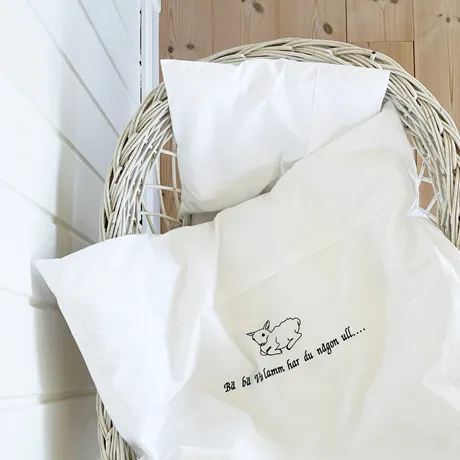 Organic Baby Duvet Cover Set 2-parts “Bä bä vita lamm”, White