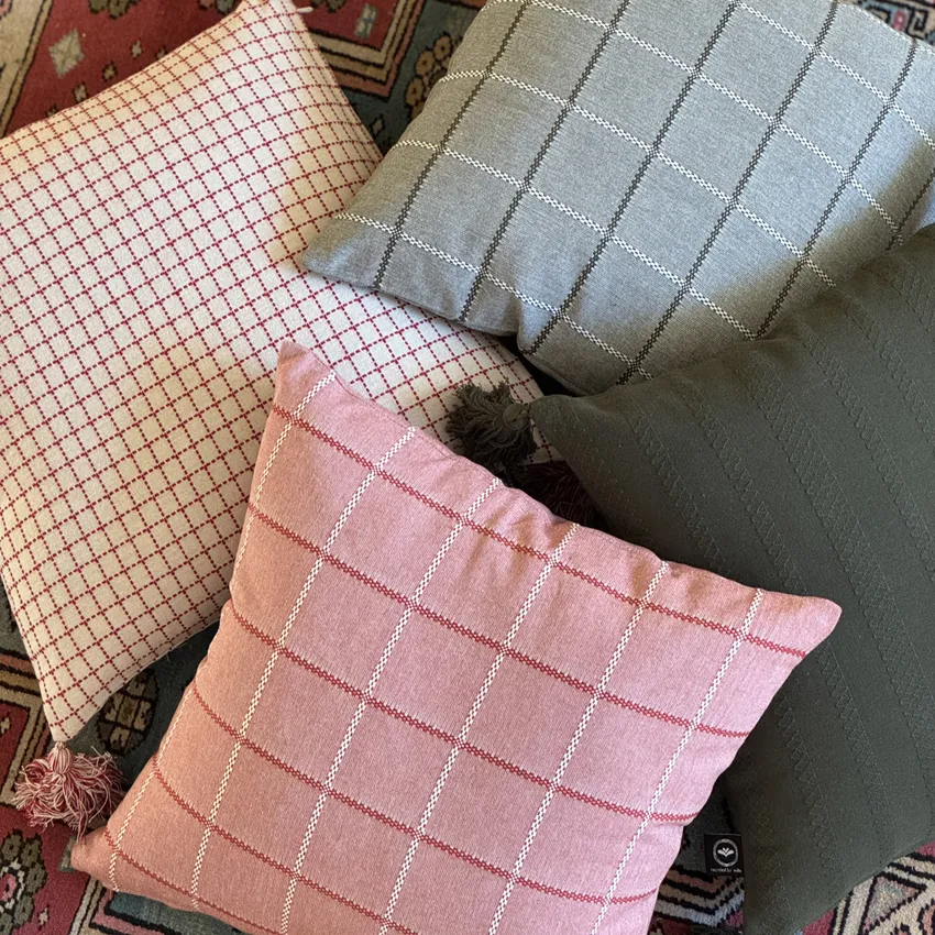 Recycled Cushion Cover Lova, Linen/Dark Red