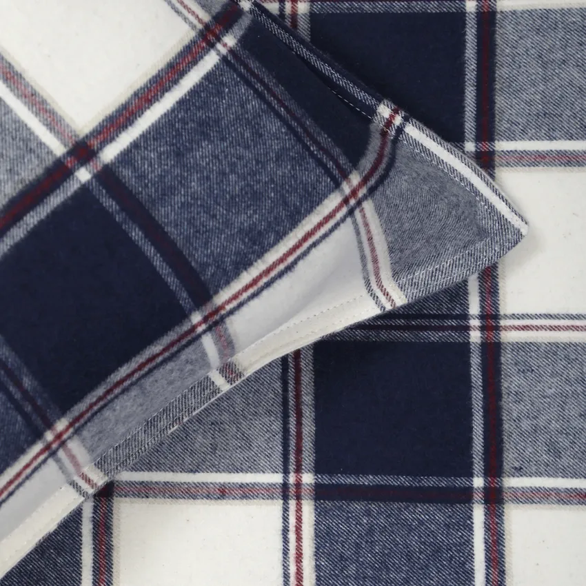 Recycled Pillowcase, Tärnaby, Navy Blue/Burgundy