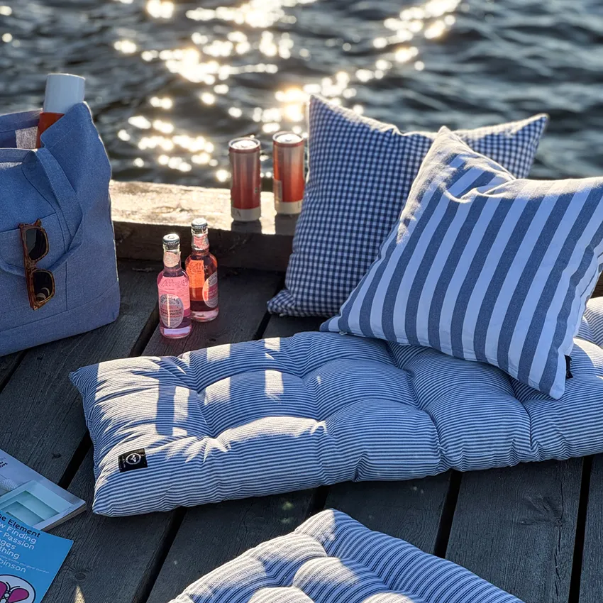 Recycled Bench Pad Bosse, Wipeable, Grey Blue/White