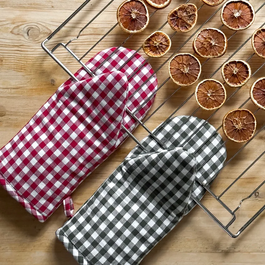 Recycled Oven Glove Bella, Dark Red/Beige