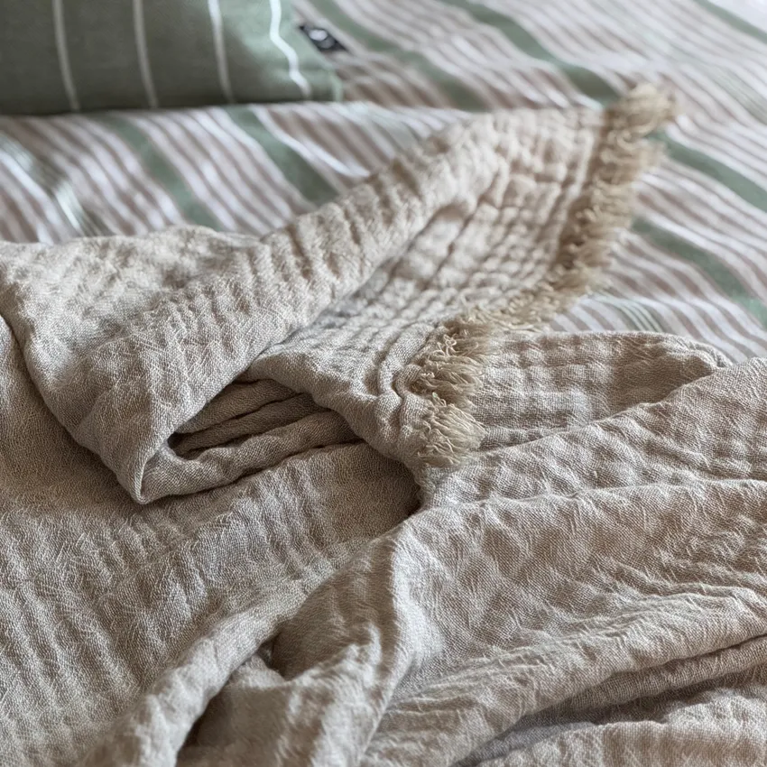 Recycled Throw Clara, Linen/White