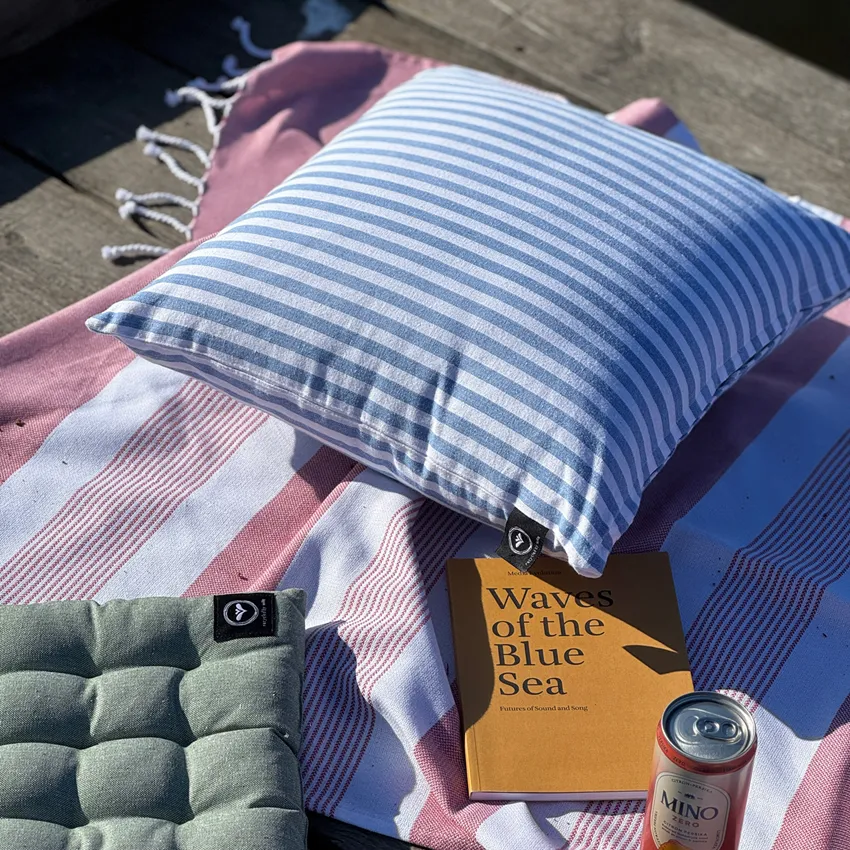 Recycled Cushion Covers Melker, Light Blue/White