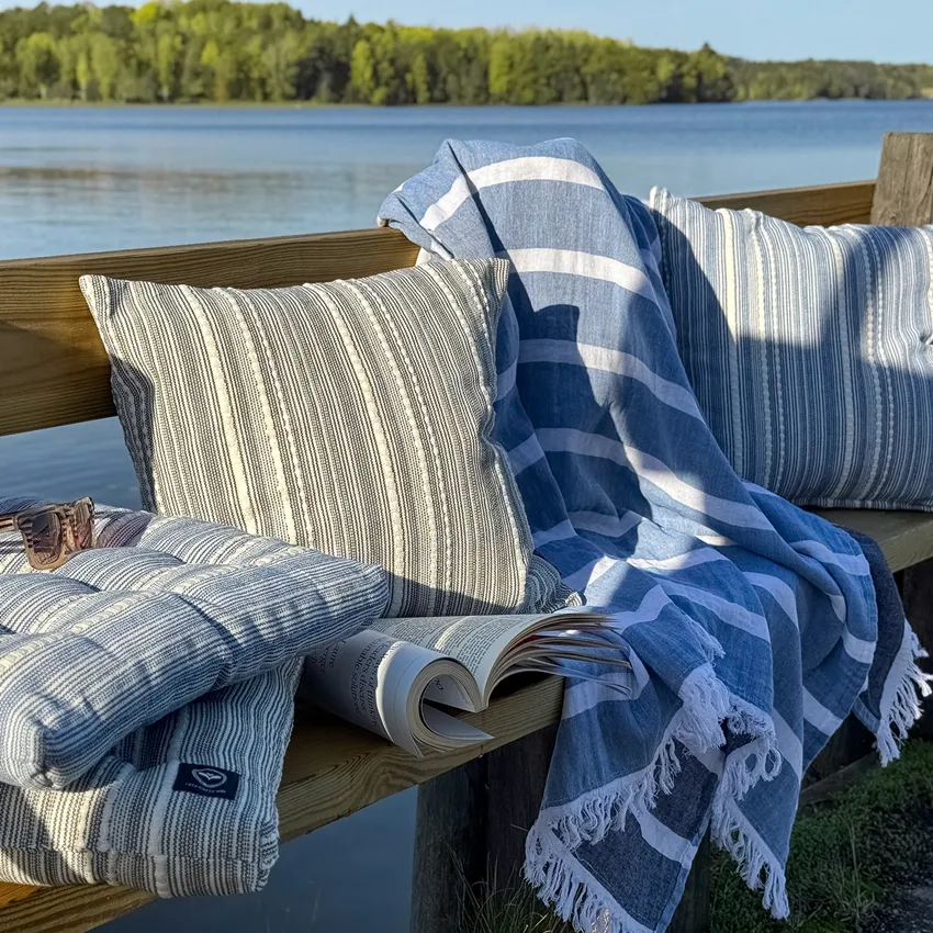 Recycled Bedspreads Olivia, Light Blue