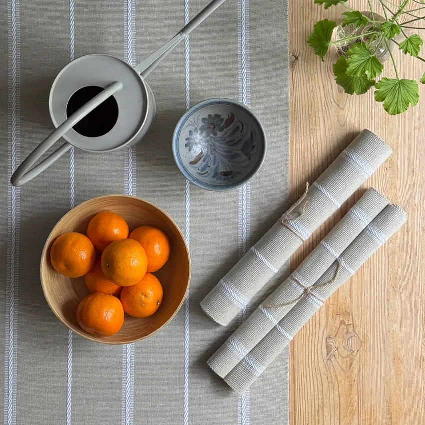 Recycled Table Runners Herman, Linen/White