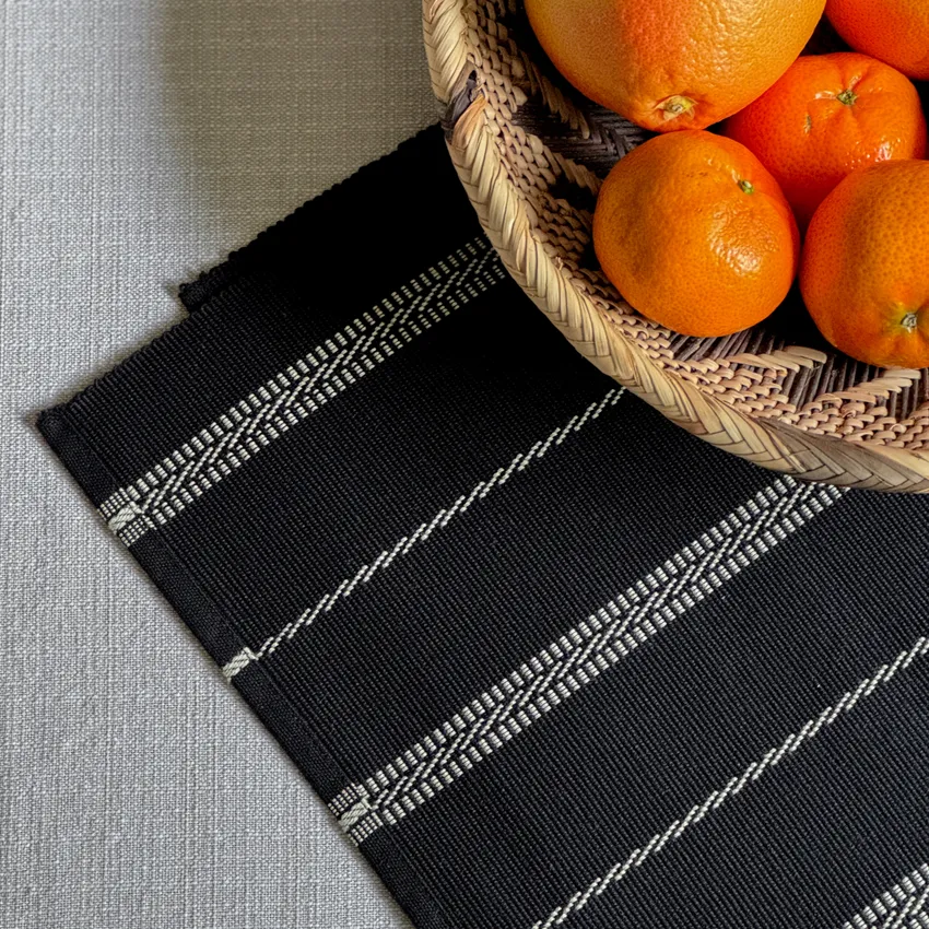 Recycled Table Runners Herman, Black/Linen