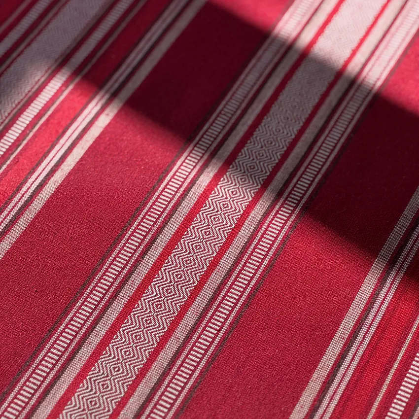 Recycled Tablecloth Boda, Dark Red/Beige