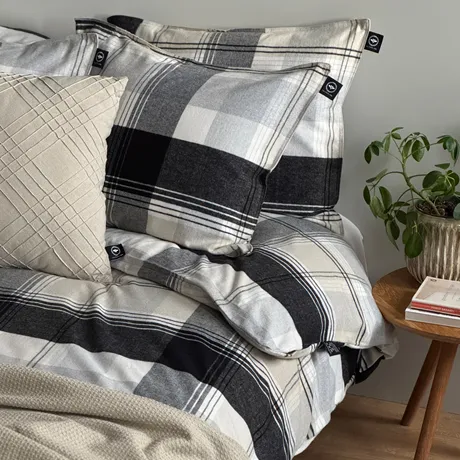 Recycled Pillowcases Vemdalen, Black/Grey