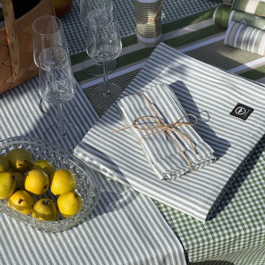 Recycled Table Runners Lina, Green/White