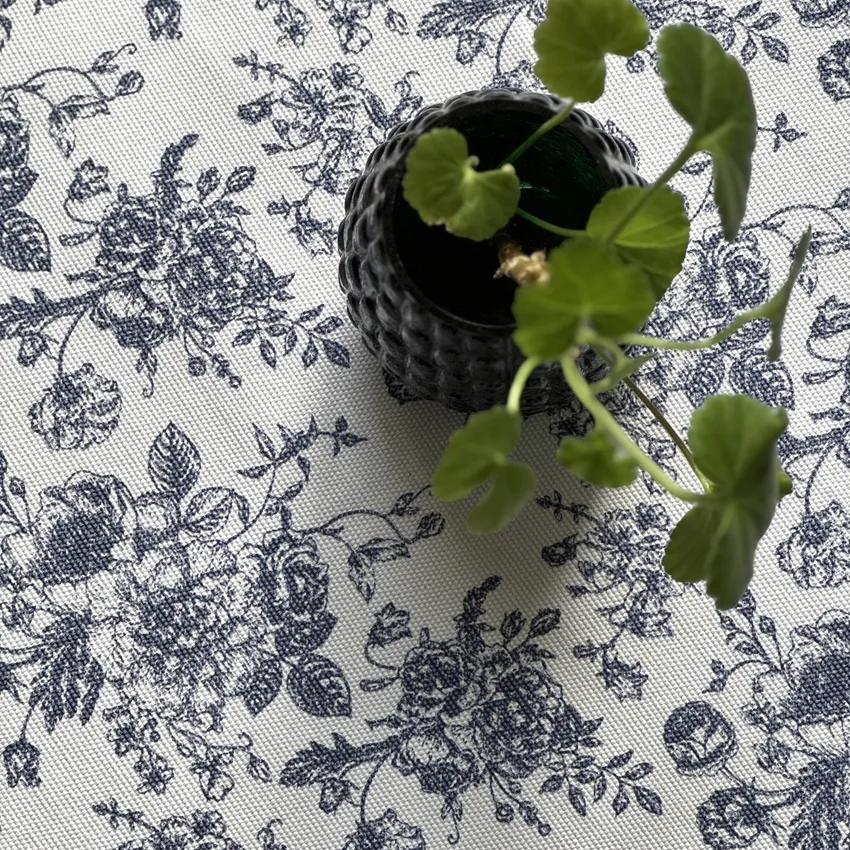 Recycled Table Runners Juni, White/Blue