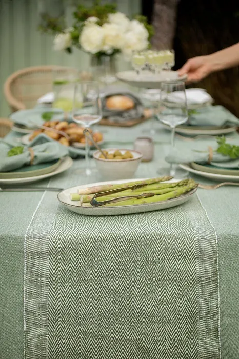 Recycled Table Runners Agnes, Green/White
