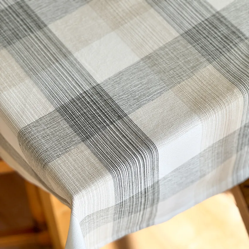 Recycled Tablecloth Loke, Olive Green/Linen