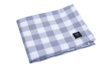 Recycled Wipeable Tablecloth Signe, Grey/White