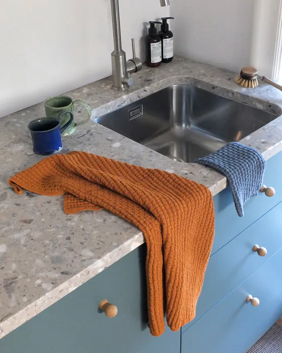 Hand Towel Lidhult, organically dyed, Rust