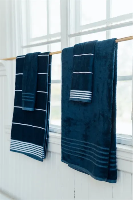 Hand Towel Kungshamn, Bamboo, Navy Blue/White