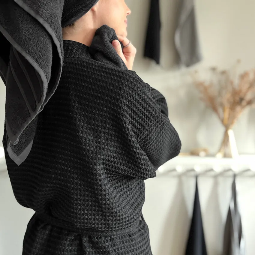 Recycled Bathrobe Wilma, Black