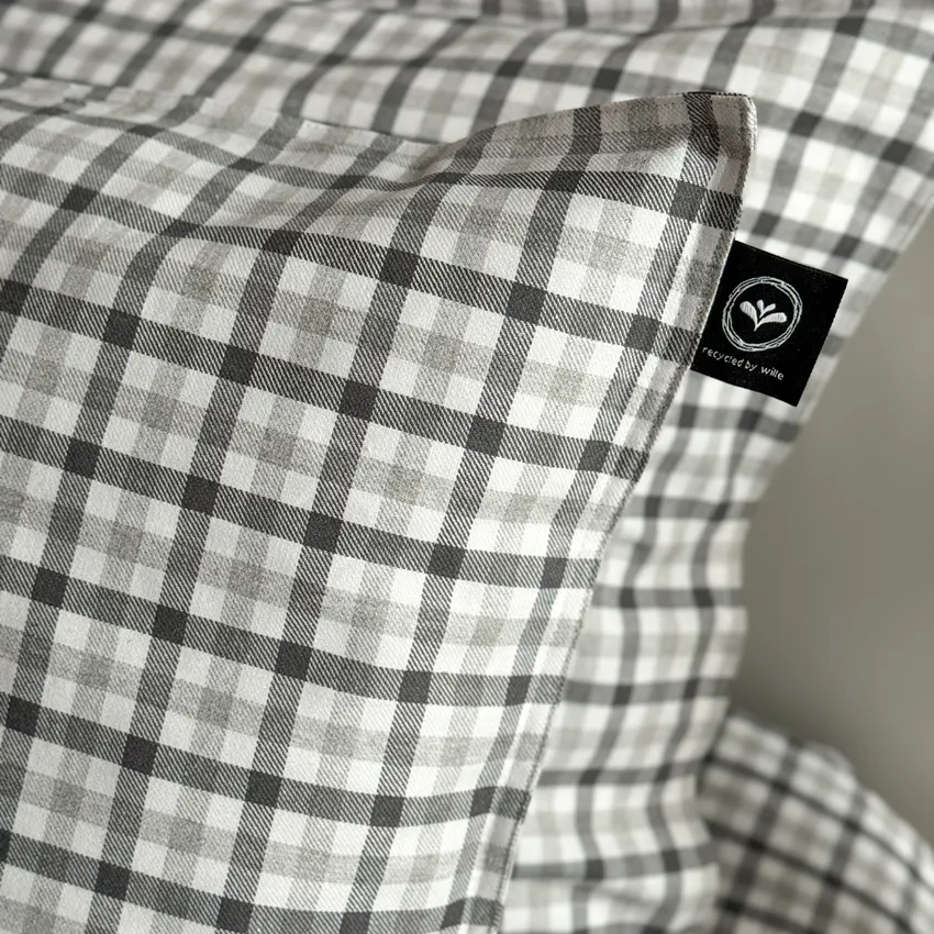 Recycled Pillowcase Elliot, Grey/Dark Grey/White