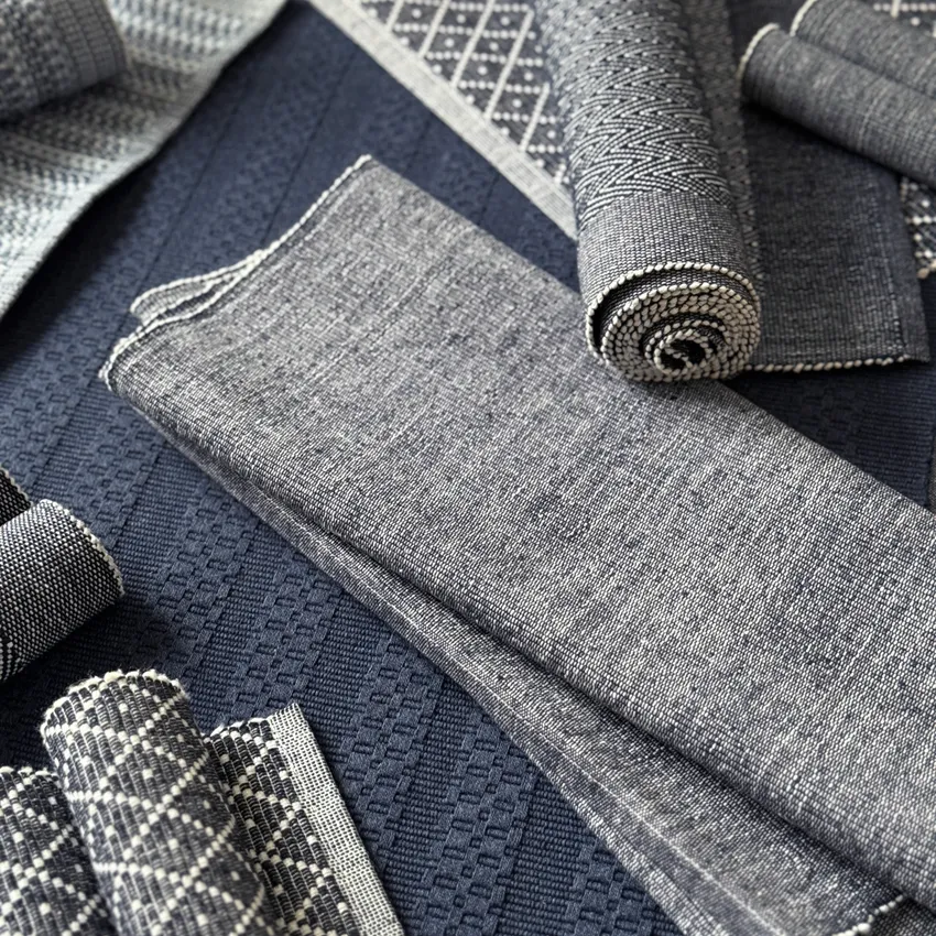 Recycled Table Runner Elin, Navy Blue/White