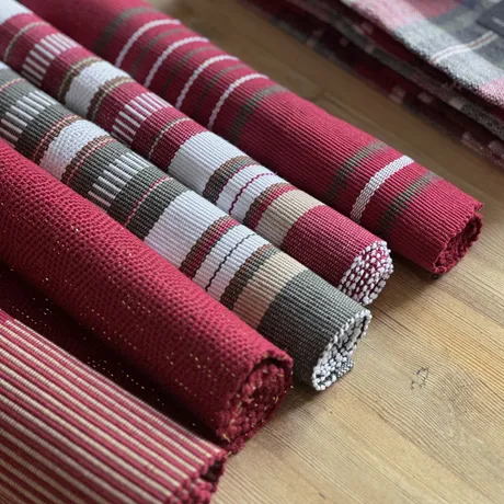 Recycled Table Runner Linda, Dark Red/Olive Green