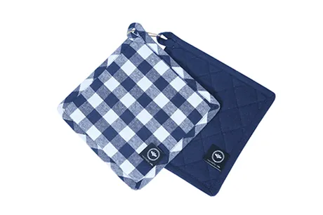 Manopla de cocina reciclada 2-pack Sture, Azul marino/Blanco