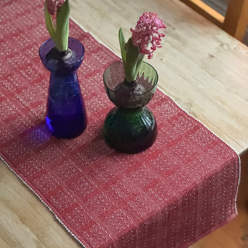 Reciclado Caminos de mesa Viggo, Rojo oscuro/Lino