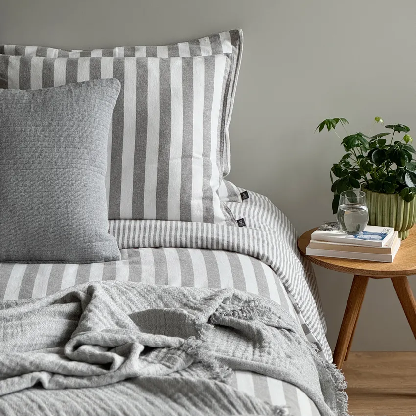 Parure de lit 2-dels Funäsdalen, Gris clair/Off-White