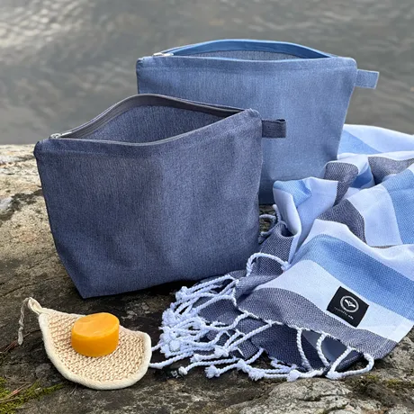 Trousse de toilette recyclée Elin, Gris bleu/Blanc