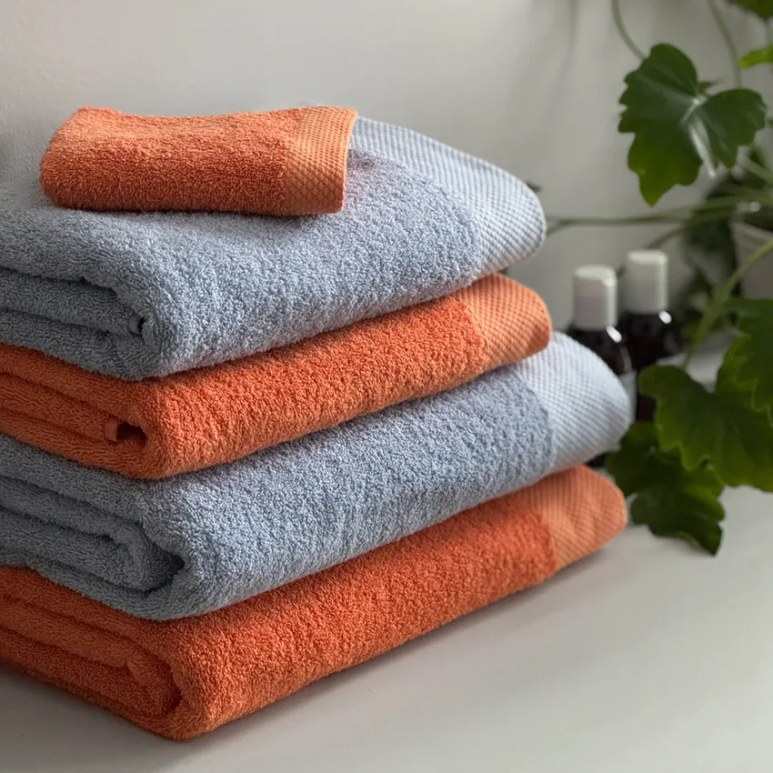 Serviette de toilette Dalarö, Bleu clair