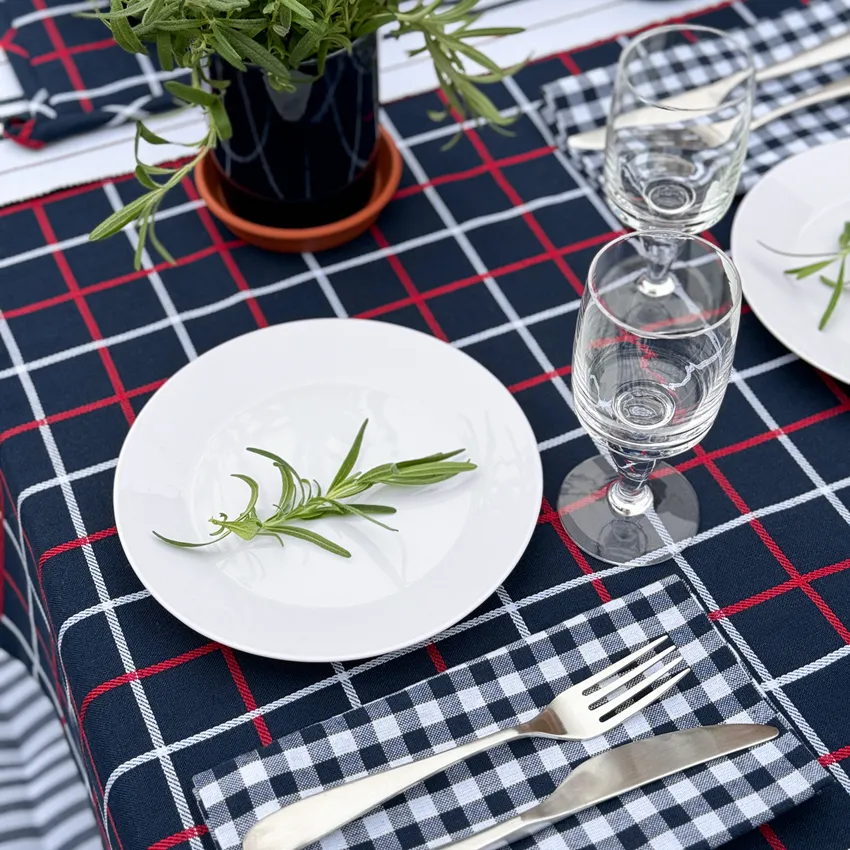 Tovaglia riciclata Lysekil, Blu navy/Rosso/Bianco