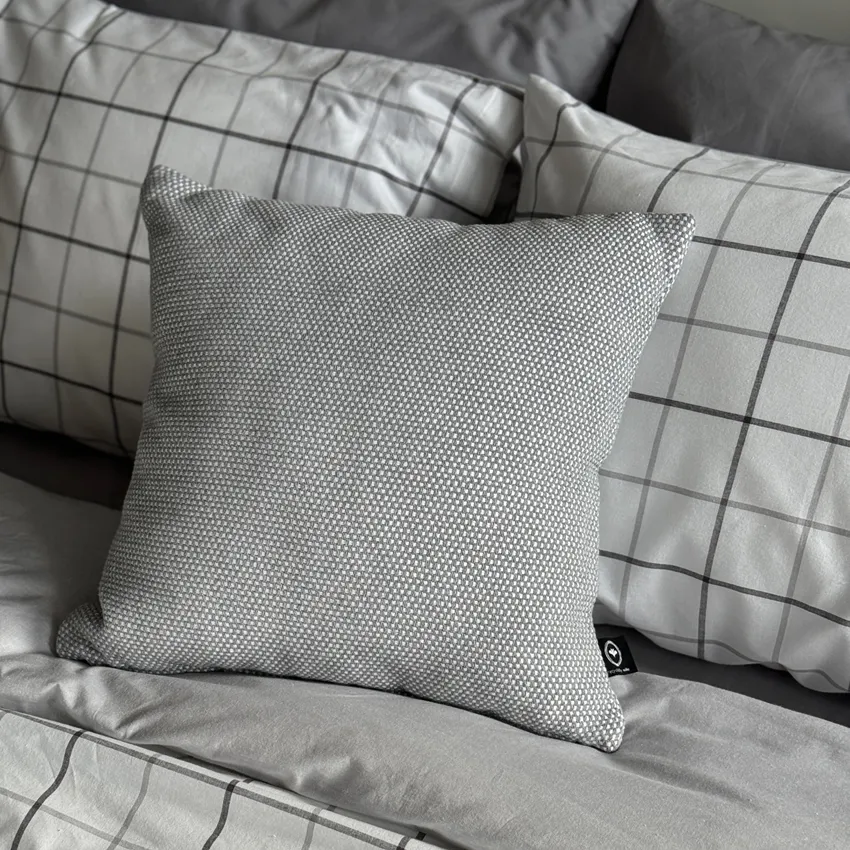 Riciclato Fodere per cuscini Kalle, Grigio/Bianco