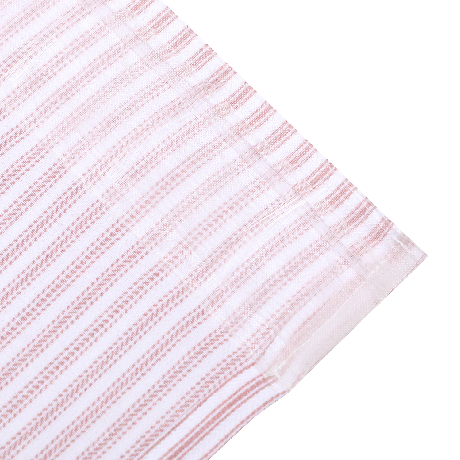 51521,Lina,1500-Pix-Closeup-Tape