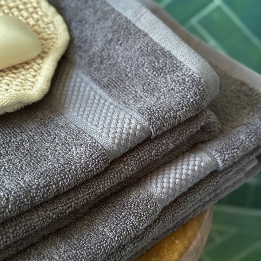 Ekologisk Handduk Ornö, Mörkgrå