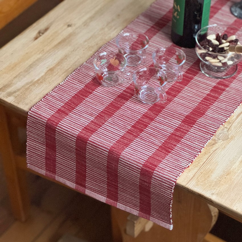 Återvunnen Löpare Minna, Mörkröd/Linne