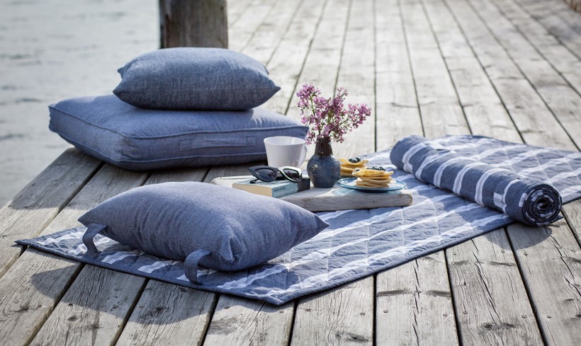 strandmadrass-kudde-Palldyna-chambray-2